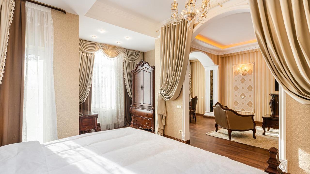 King Suite Balcony